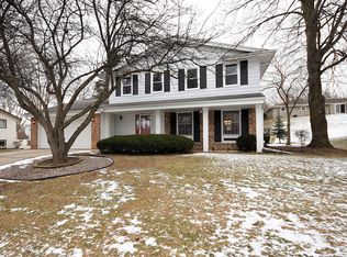 405 S University Dr, Waukesha, WI 53188