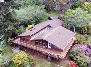 795 Ohio Ave NE, Bandon, OR 97411