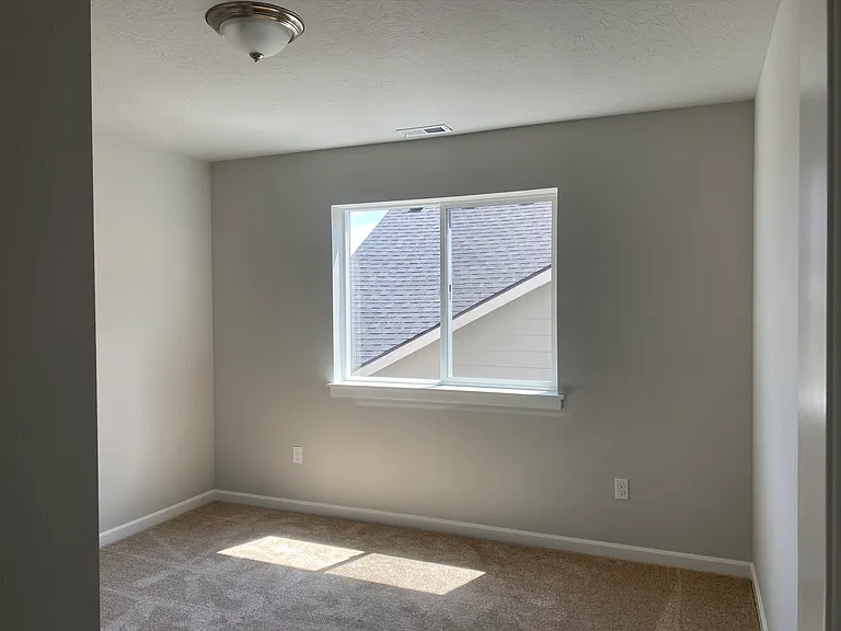 7261 SE Berg Dr — Photo 10
