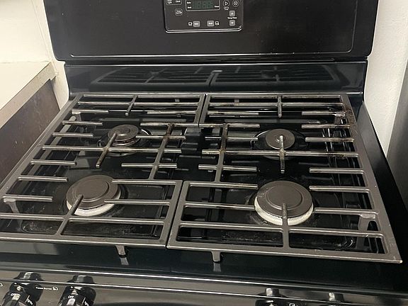 4th image of 3251 Seminole Dr