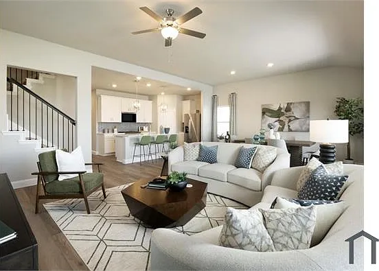 6 bed, 2790 sqft, $3,800 — Photo 1