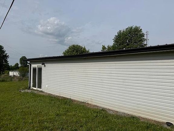 4th image of 3886 Stepstone Rd