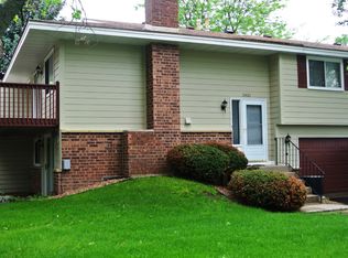 10421 Decatur Cir, Bloomington, MN 55438