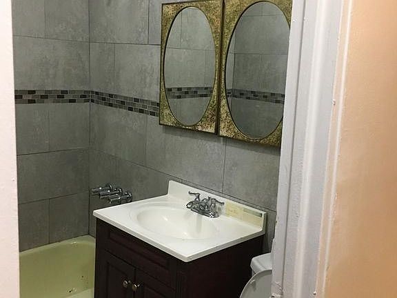 ISq5xab7hv28ju1000000000