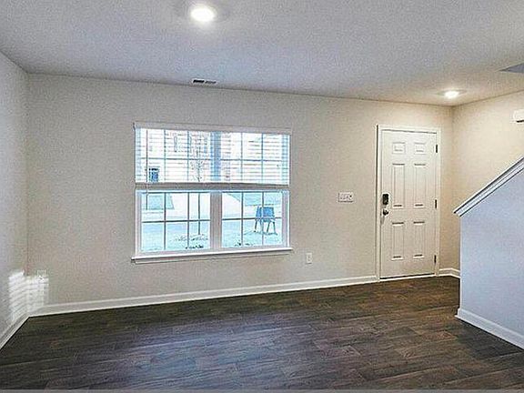 3rd image of 1225 Riverstone Dr