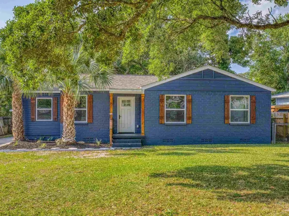 107 SE Gilliland Rd, Pensacola, FL 32507