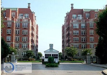 1st image of 40 Oceana Dr W APT 8A