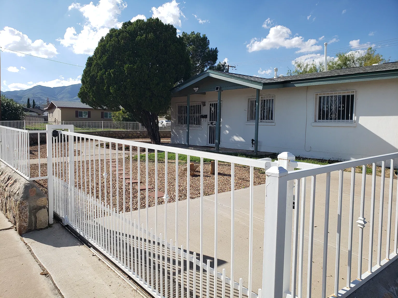 Capitan Cir, El Paso — Photo 3