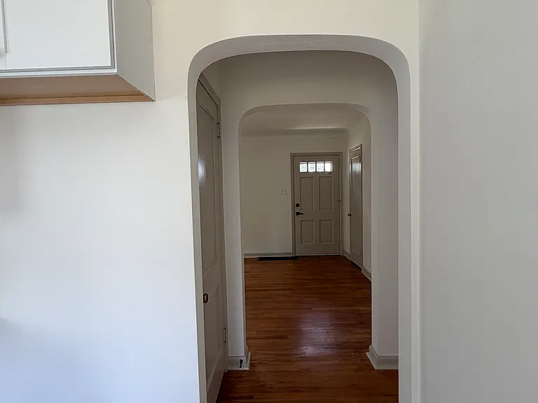 801 15th Ave SW — Photo 5