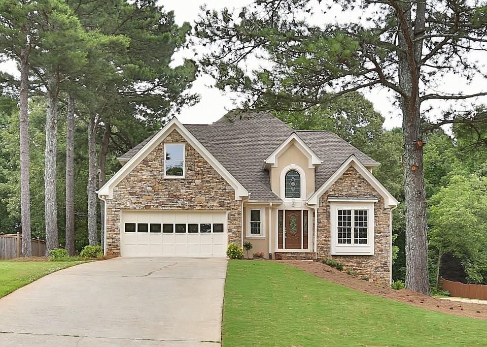 1st image of 5810 Silverthorn Dr