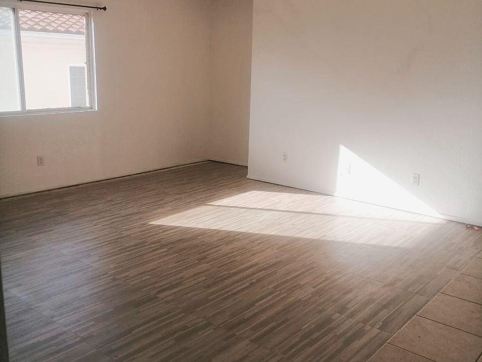 2nd image of 264 Alvarado St #C