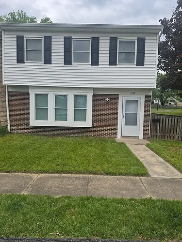 1569 Charlestown Dr Photo 1