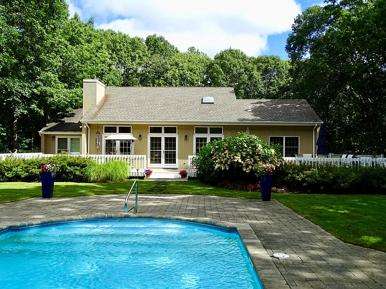150 Talmage Farm Ln — Photo 17
