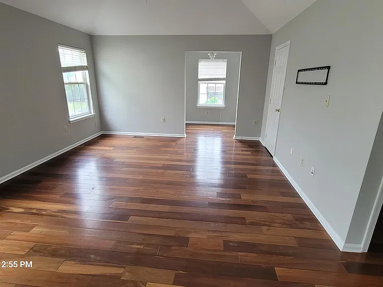 155 Addison Ln — Photo 24