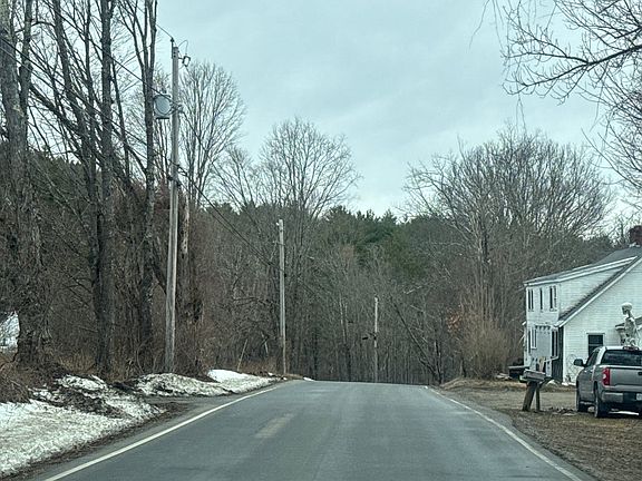 4th image of 343 Valley Rd