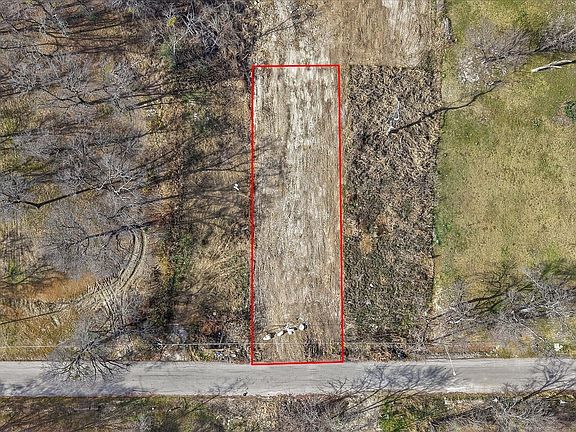 2nd image of 2407 Tallyho Ln