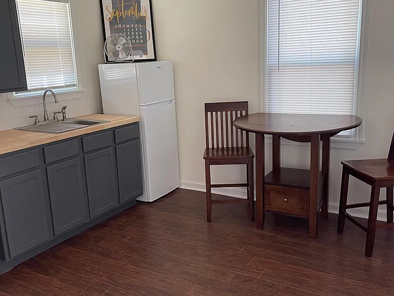 Great Sunlight with nice yard within walking distance of TTU