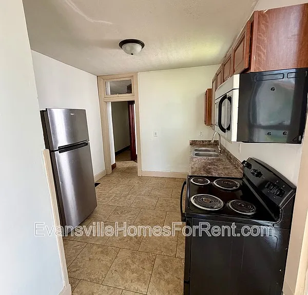 924 SE 6th St #A — Photo 6