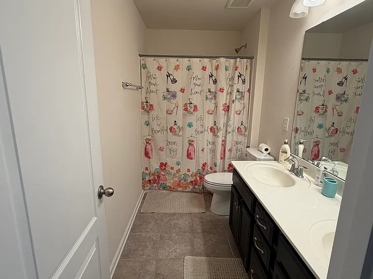16031 Harbor Hill Dr — Photo 9