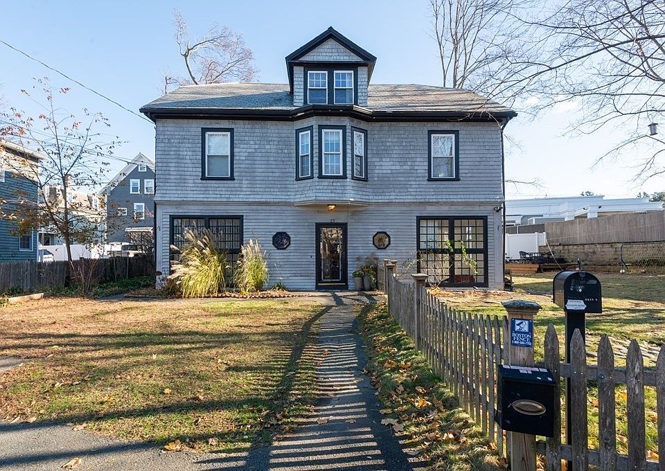 1st image of 29 Wisteria St #1
