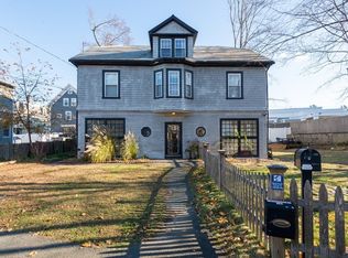 29 Wisteria St #1, Salem, MA 01970