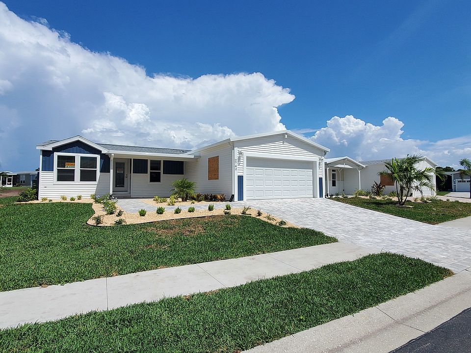 1st image of 2550 Pier Dr #7ED996