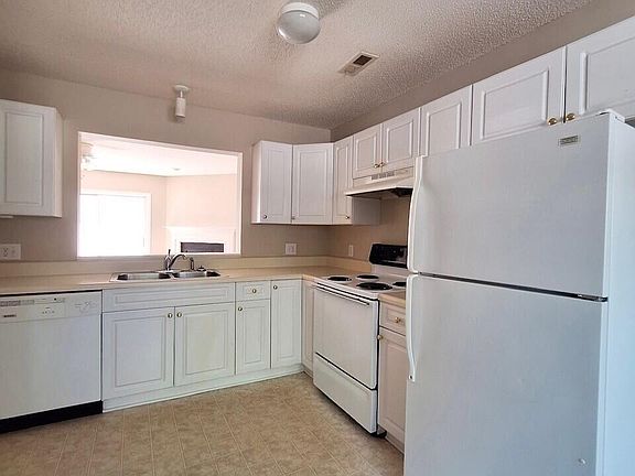 5th image of 1250 Westpointe Dr #A