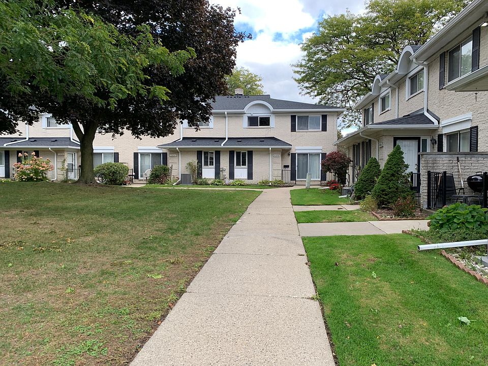1st image of 41852 Langley Dr