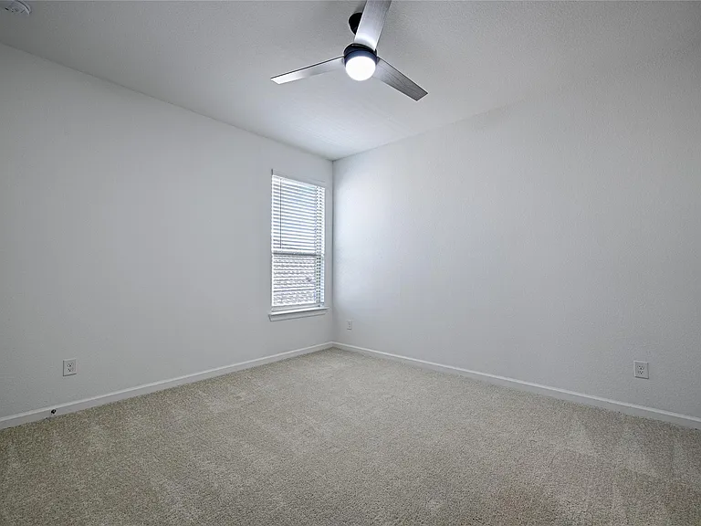 3511 Clara Dr — Photo 26