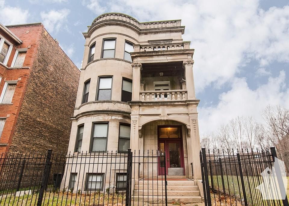 1st image of 6226 S Woodlawn Ave APT 2A