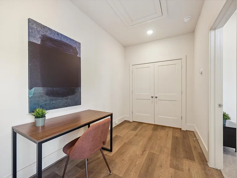 5905 Urban Pines St — Photo 22