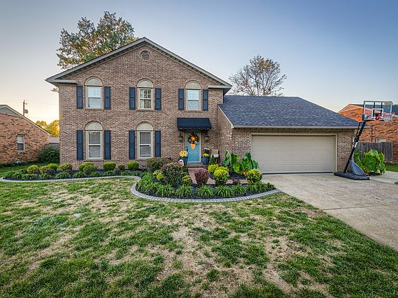 2nd image of 4028 Kensington Pl