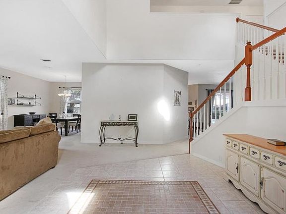 3rd image of 9206 Meadow Lane Ct
