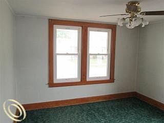 4th image of 519 Park Ave