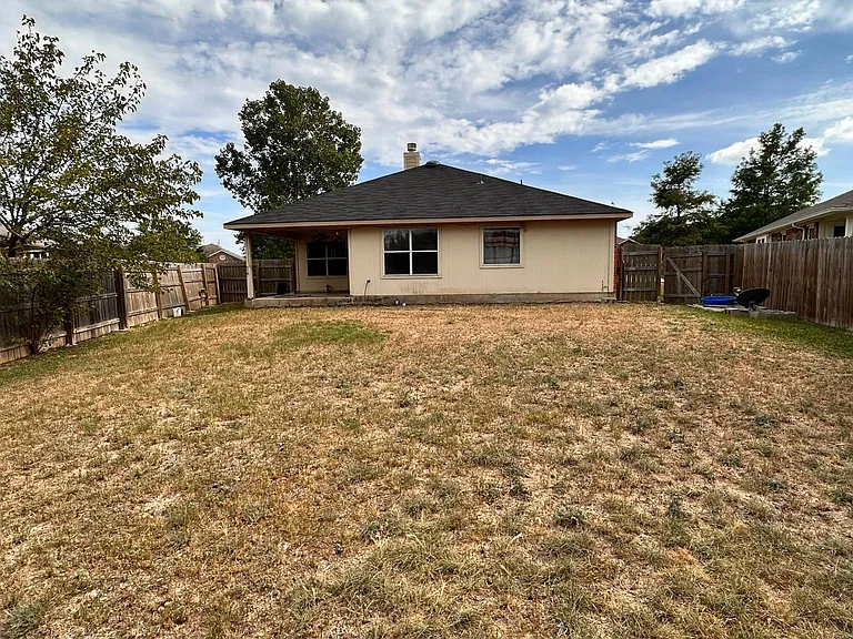 775 Goldenrod St — Photo 18