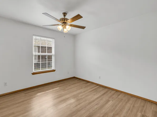 2808 Ridgeview Pl #A, Claremore, OK 74017