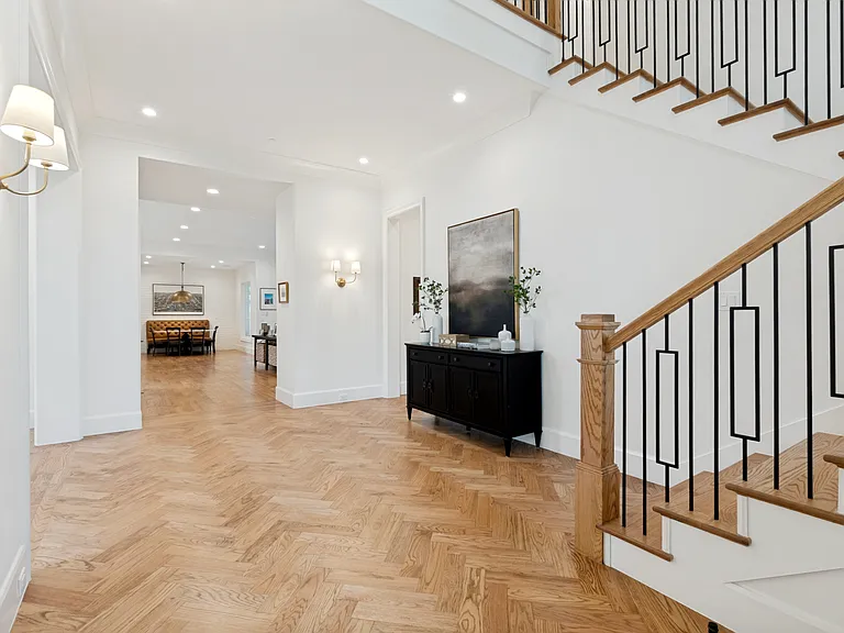 4309 Stanford Ave — Photo 2