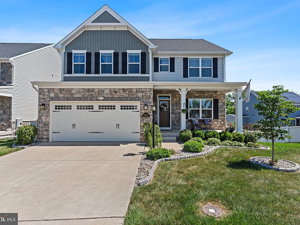 1st image of 7483 Flag Point Ct