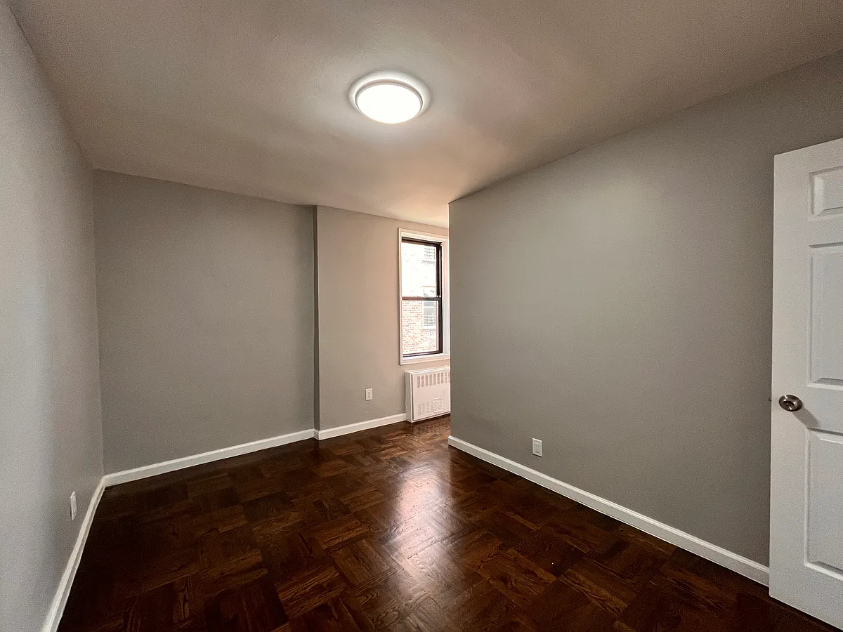 Building Photo - 615 Warburton Ave #1N