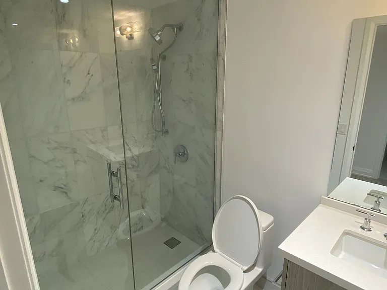 505 Glencairn Ave #302 — Photo 3