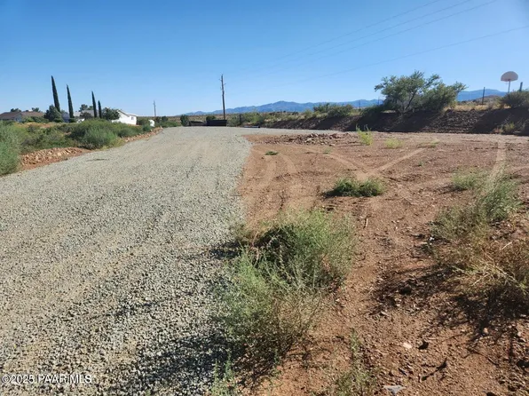 17001 E Spring Valley Rd, Mayer, AZ 86333