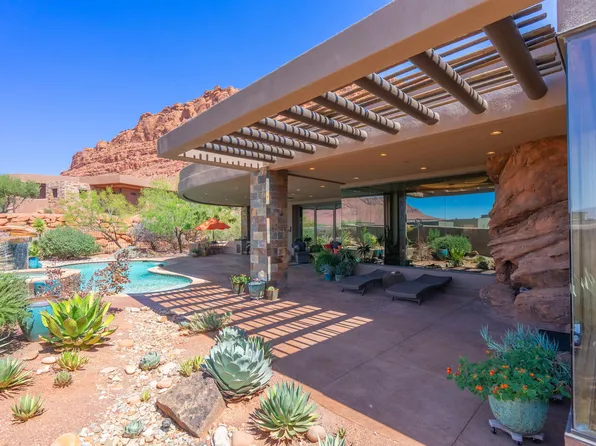 2919 N Chinle Cir, St George, UT 84770