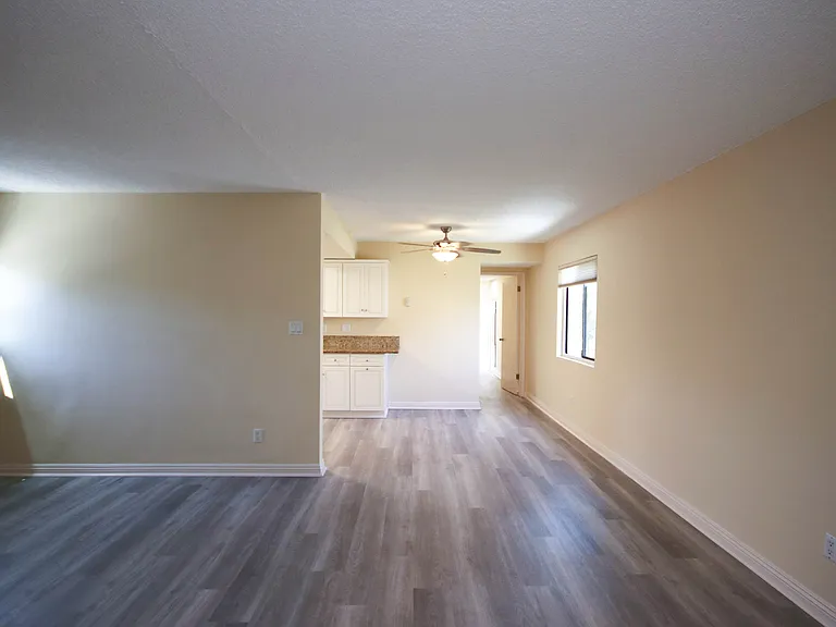 874 S Marengo Ave #10 — Photo 9