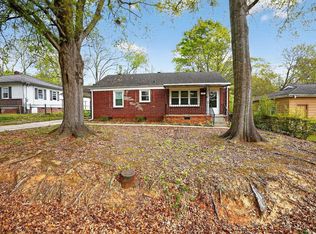 7 Rocky Knoll Dr, Greenville, SC 29605
