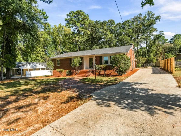802 Roberdel Road, Rockingham, NC 28379