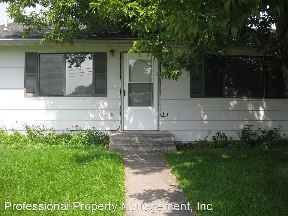 1st image of 2922 S Ave W #9241666