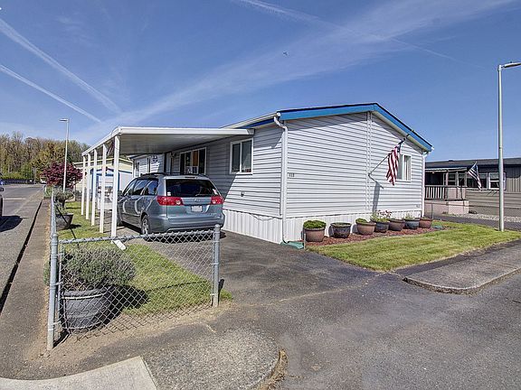 3rd image of 300 SW 7th Ave Unit 812