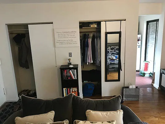 Rented by PocketBroker Inc | media 39