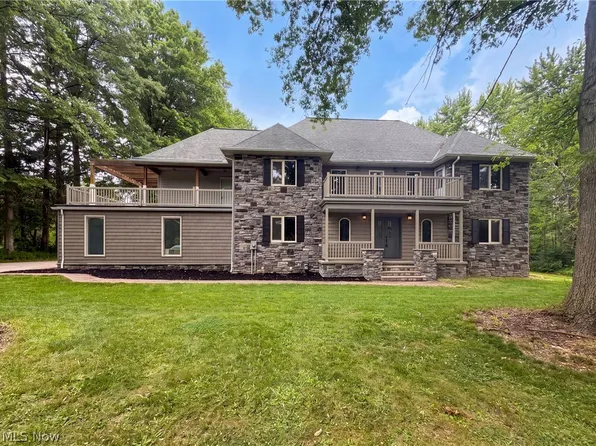 37045 Chagrin Blvd, Moreland Hills, OH 44022
