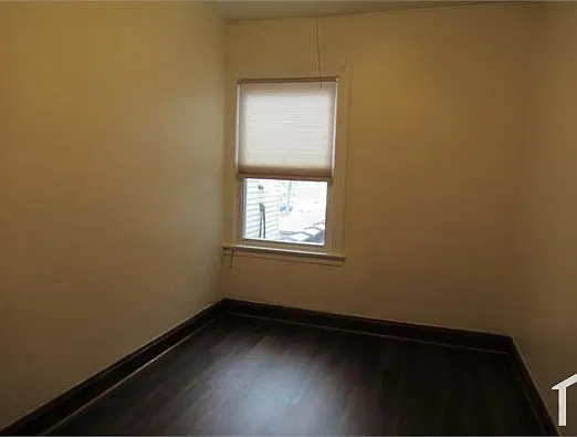 1 bed, 350 sqft, $875 — Photo 3